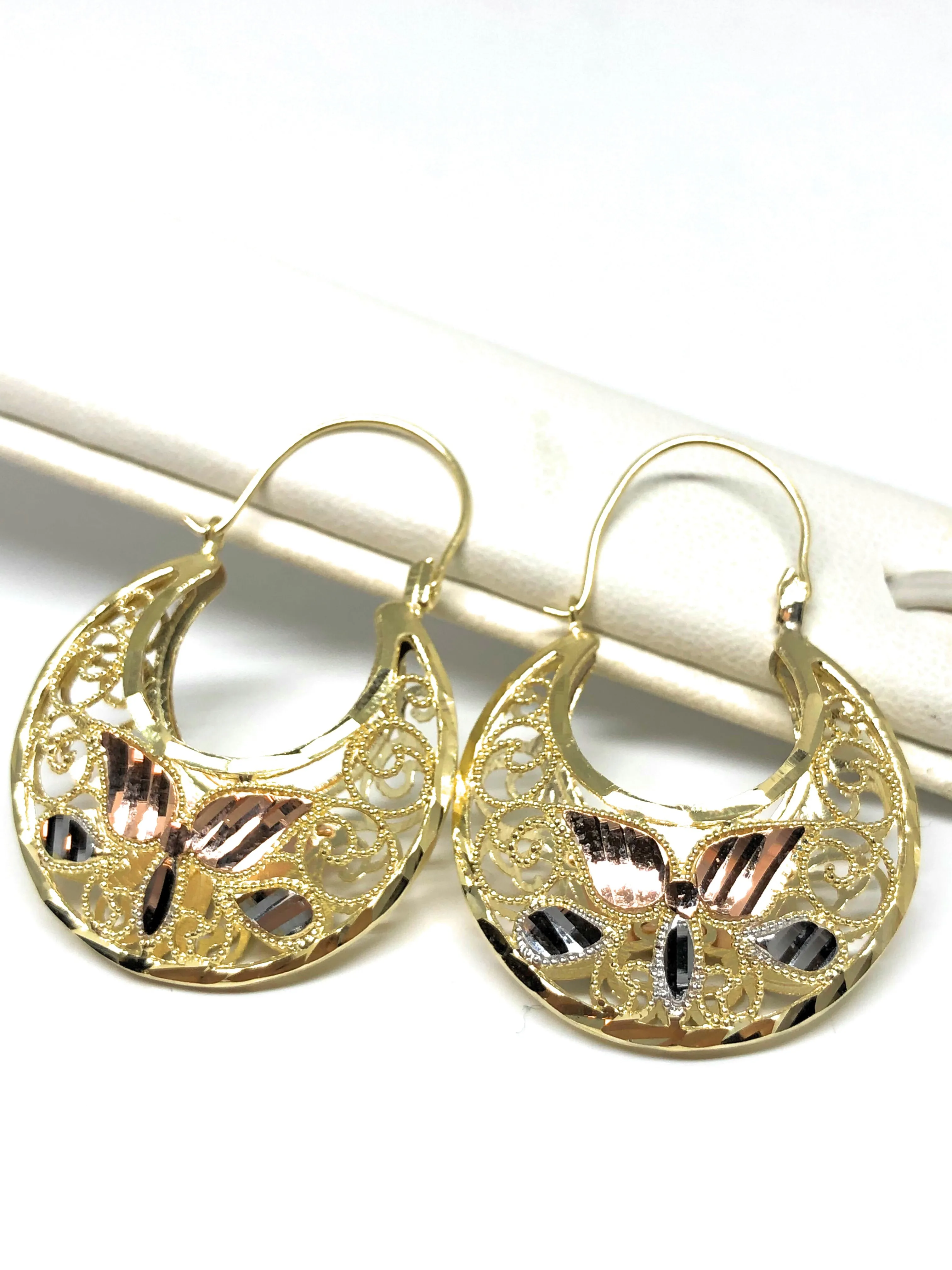 10k Solid Gold Flower Filigree Basket Earrings