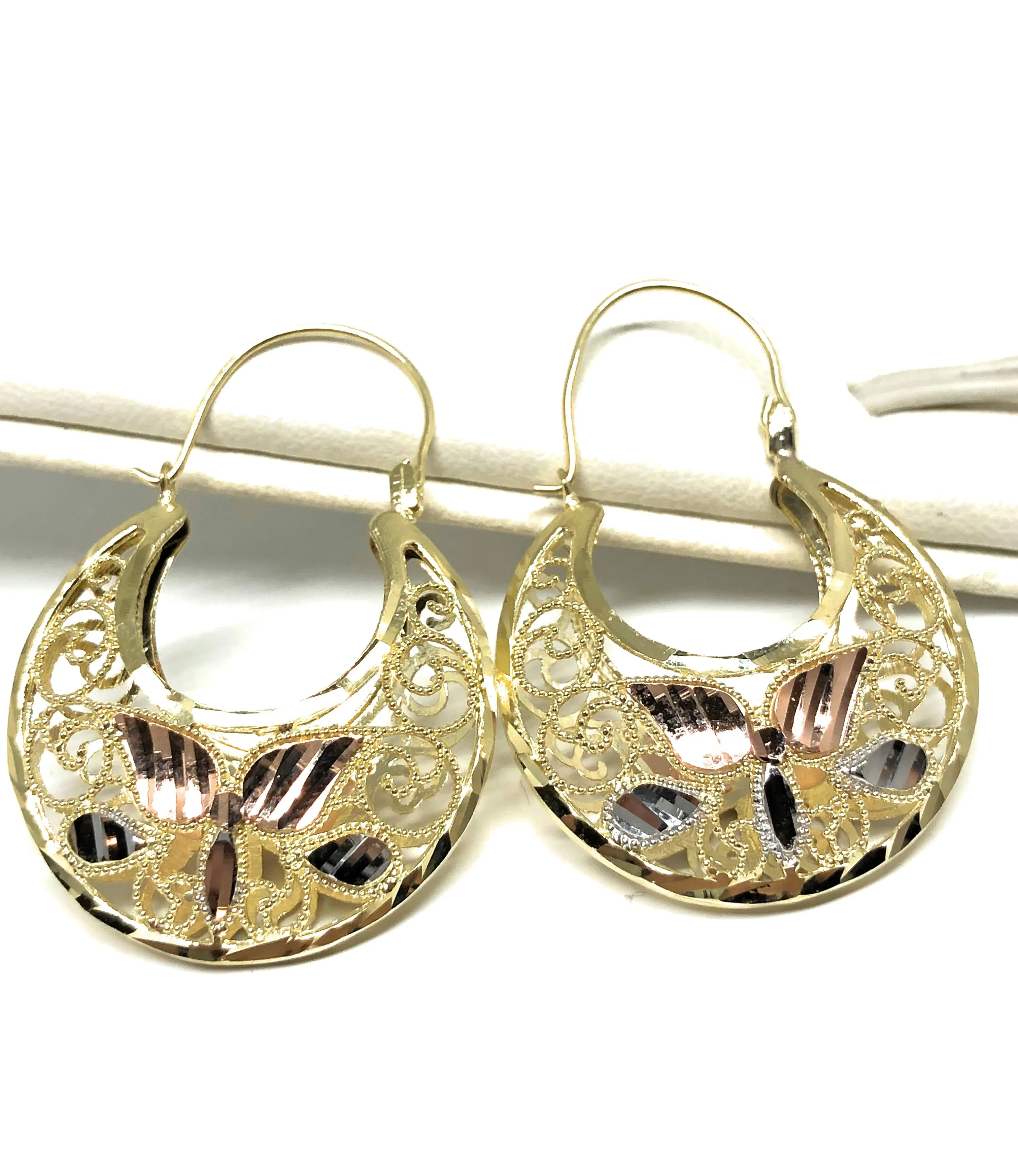 10k Solid Gold Flower Filigree Basket Earrings