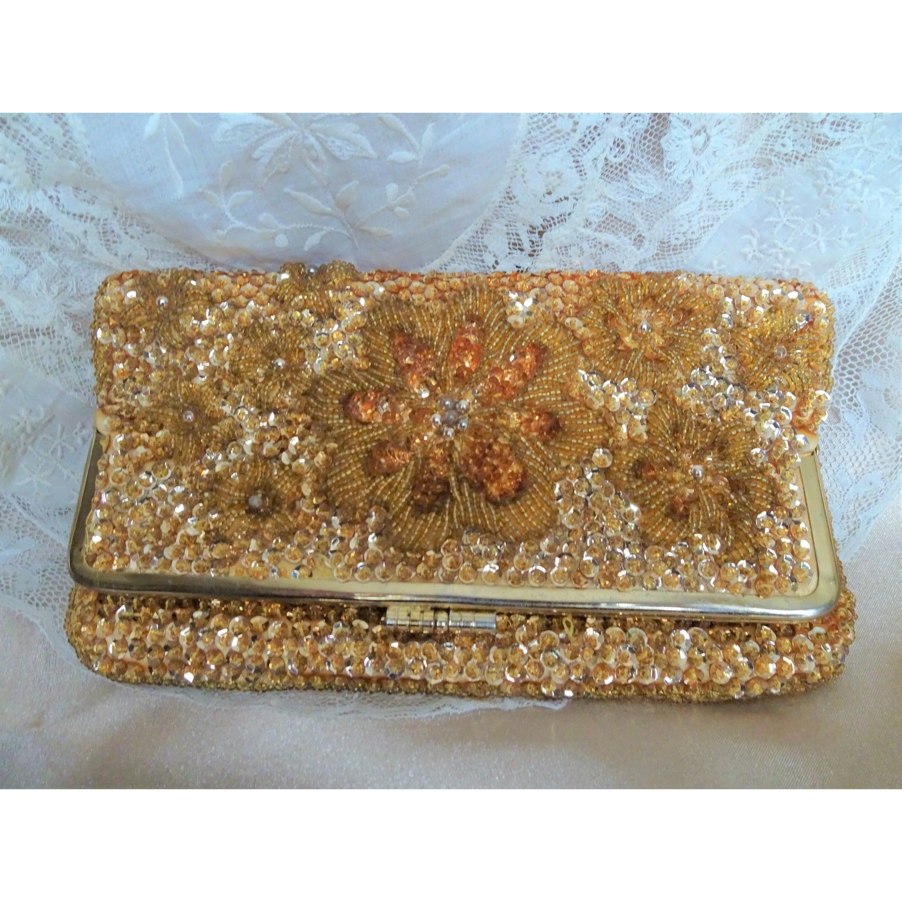 GORGEOUS Vintage Hand Beaded Evening Purse, Golden Glass and Sequined Fold Over Clutch Hand Bag, Elegant Design, Collectible Vin